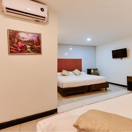 Hotel Continental Sai San Andrés Buitenkant foto