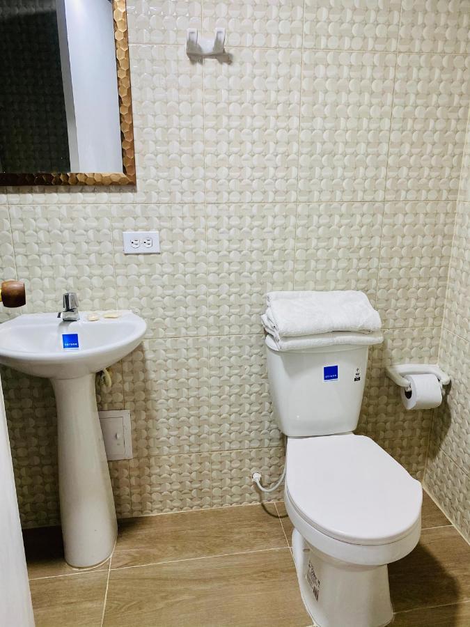 Hotel Continental Sai San Andrés Buitenkant foto